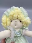 Vtg Russ Berrie 17    Cloth Doll Heather In Green Dress Yellow Yarn Hair Read
