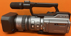 Sony Dcr-vx2100e 3ccd Handycam Mini Dv Camcorder   No Battery Or Media Included