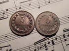 El Salvador 2 X 5 Centavos 1956   1959 Km134 Cu-ni Philadelphia Rare This Nice  