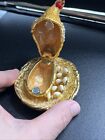 Vintage Metal Chicken W  Eggs On Nest Jeweled Pill trinket Box Adorable  Rooster