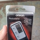 Omron Hj-321 Black Pedometer Step Counter Distance Calories   Clip-on Holder