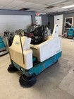 Tennant 6200 Ride-on Sweeper Battery Powered Fully Tested   Free Shipping 