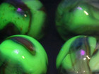 L  k  Box Of 16 Jabo Blacklight Collector Glow Under Blacklight Marble Set  a-9