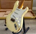 Fender Custom Shop Stratocaster Relic White