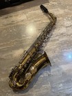 F e  Olds   Sons Parisian Ambassador Eb Alto Saxophone Wit Case