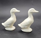 4 Vintage Mid Century Pottery Goose Geese Figurines  2 Cream Glaze 2 White Read