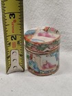 Antique Chinese Trinket Small Porcelain Box Canton Rose Medallion 19thc  