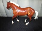 Breyer Holiday Horse 2019 Minstrel Traditional Loping Quarter Horse Chestnut