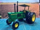 New Super-detailed Ertl 1 16 John Deere 4320 Tractor Model