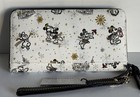 Disney Dooney   Bourke 2020 Holiday Christmas Silver   Gold Wallet Nwt
