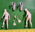 Nice Pair Of Vintage Marx Scuba Divers With Some Accessories   