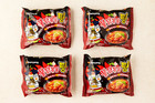 Samyang Garlic Buldak Spicy Chicken Stew Ramen 145g X 4 Pack Korean Noodles