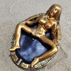 Saidian 1pcs Vintage Resin Woman In Bath Tub Ashtray Gothic Smoke Butt Holder   