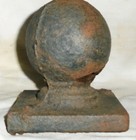 Antique Usa Primitive Salvage Cast Iron Gate Fence Post Cannon Ball Finial Top