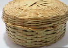 Vintage Small Wicker Hand Woven  Basket With Lid Round Used 6 x3 