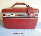 Vintage Burgundy Samsonite Silhouette Train Makeup Case W mirror  Tag    2 Keys