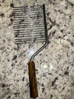 Vintage Retro Comb Angel Food Cake Breaker Cutter Slicer Brown Bakelite Handle