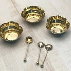 Set Of 3 Salt Cellars W spoons  English Hallmarks  Pretty Ruffel Edge  Sterling
