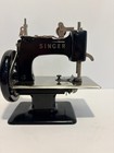 Vintage Singer Sew Handy Children s Sewing Machine Model 20 Circa 1950  See Pics
