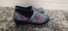 Savvy Nursing Shoes Paisley 9 5