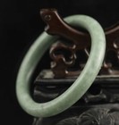 China Natural Jade Hand Carved Jade Bangle Bracelet