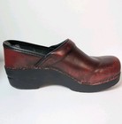 Dansko Professional Leather Clogs Womens   6 5 - 7   37 Comfort Shoe Burgundy