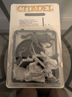 Nib Metal Rohan Captain Foot   Mounted     Games Workshop Mesbg Lotr
