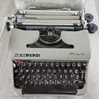 Olympia Sm3 De Luxe Typewriter     Gun Steal     West German-made     Case