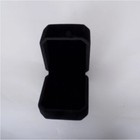 High Quality Black Velvet Ring Gift Square Box Case Jewelry Display Advanced