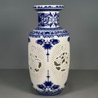 Chinese Hollowed Out Carved Blue And White Porcelain Vase Jingdezhen Paint Vase