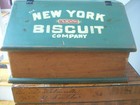 Vtg  New York Biscuit Company Pine Wood Bread Box Great Collectible 