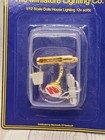 Dollhouse Miniatures 1 12 Miniature Wired Brass Desk Lamp  new In Package 