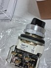 Allen Bradley 800t-j2a Selector Switch 3 Position Main 1no 1nc Series T