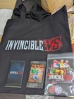 Invincible Sxsw Lot Of 4  Collectible Cards    Invincible Vs Tote   Buttons 