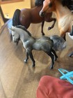 Grand Champions Model Horses Lot Of 5 Plastic Figurines Saddles Accessories