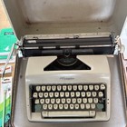Vintage Olympia Sm9 Deluxe Typewriter  3354625 Germany With Case Working