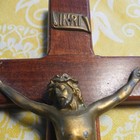 Vintage Wood Cross Crucifix Inri Cast Metal Jesus Christ Wall Hanging 11x5 5
