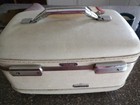 Vintage American Tourister Tiara White Textured Train Case Luggage No Key Usa