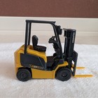 Komatsu Forklift Cast El Fe25-2