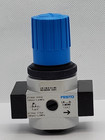 Festo Lr-1 8-d-o-i-mini 180-240 Psi Press Regulator  1ws4-1 