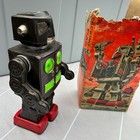 Antique 1960s Horikawa Attack Robot Battery Operated Tin Toy With Box