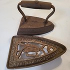 Vtg Antique Cast Iron Flat Iron With Strause Gas Iron Trivet   rusted   Decor