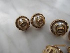 Chanel 8 Buttons   10mm    Gold Tone  Metal  Faux Pearl    This Is For 8