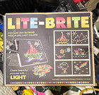Lite-brite Light Magic Screen Set W  200  Glowing Pegs  Templates  2006 