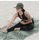Sprints Microfiber Performance Towel-garden Of Races Past 62 5   x32   