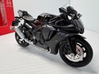 Maisto 1 18 - Ducati Racing Motorcycle- Yellow   Yamaha Yzf-r1