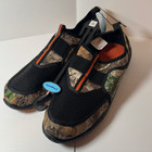 Nwt  O rageous Slip On Water Shoes Camo Mens  10 D  Outdoors  Kayaking 