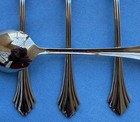 Set 4 Oneida Distinction Deluxe Rembrandt Stainless Steel Teaspoons