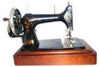Antique Vintage Singer V s  39-2 Vibrating Shuttle Sewing Machine Hand Crank Vs1