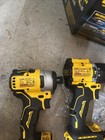 Dewalt Dck226e2 20v Max Li-ion Cordless 2 Tool Combo Kit W  1 7 Ah Battery Openb